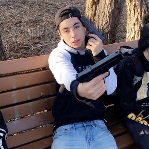 Meet your Posher, Michael